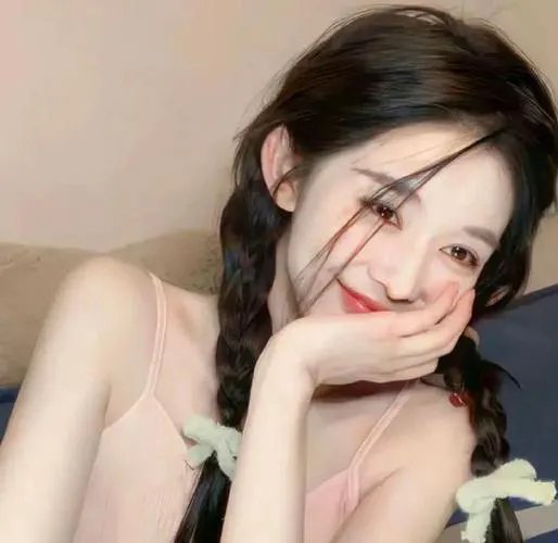 巨蛇闯女校
